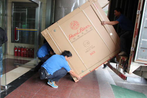 汉源钢琴贵重工艺品无忧运
